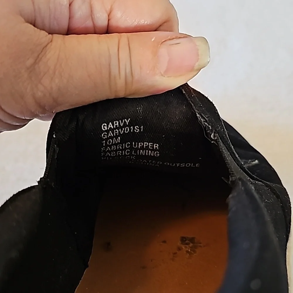 STEVE MADDEN SHOES - Picture 3 of 4